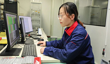 立异先锋丨随着这群威尼斯9499小姐姐，一起“乘风破浪”