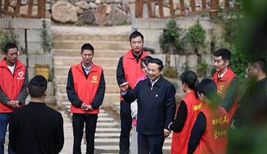 两会季丨围绕墟落振兴和配合富足，张天任代表提交这些建议